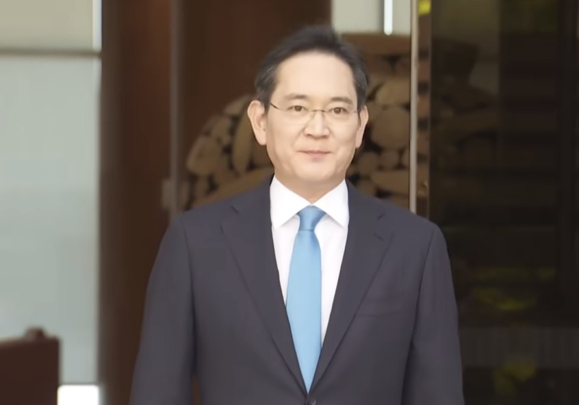 Samsung Chief Apologizes Publicly for Labor Dispute, Calls for Unity 