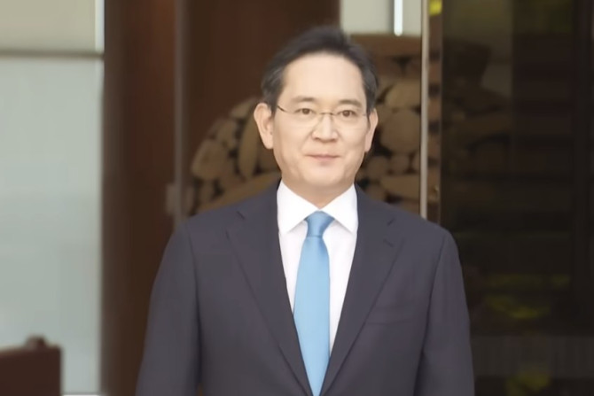 Samsung Chief Apologizes Publicly for Labor Dispute, Calls for Unity